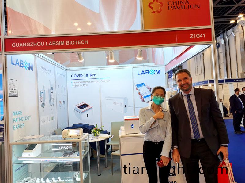 【展(zhan)會迴(hui)顧(gu)】藍(lan)勃(bo)生(sheng)物(wu)精(jing)綵(cai)亮相2022 MEDLAB Middle East
